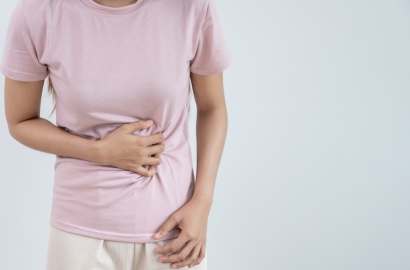 Dor do Lado Direito da Barriga: É Gases ou Apendicite? (Faça o Teste Rápido)